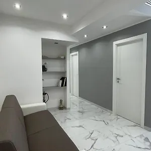 https://apt-mare-di-roma.it-romehotels.com